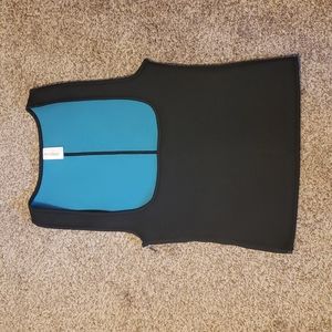 Waist trimmer in medium